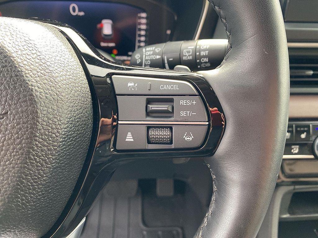 used 2024 Honda Pilot car, priced at $44,866