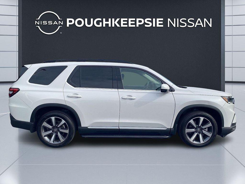 used 2024 Honda Pilot car, priced at $44,866