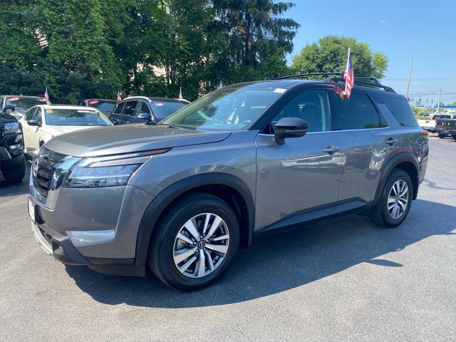 used 2022 Nissan Pathfinder car, priced at $31,995