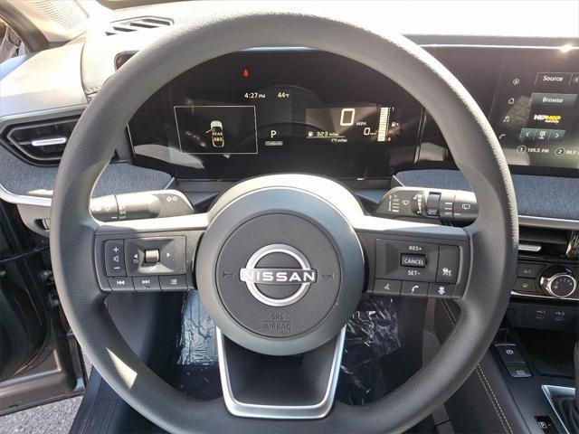 new 2025 Nissan Kicks car, priced at $28,555