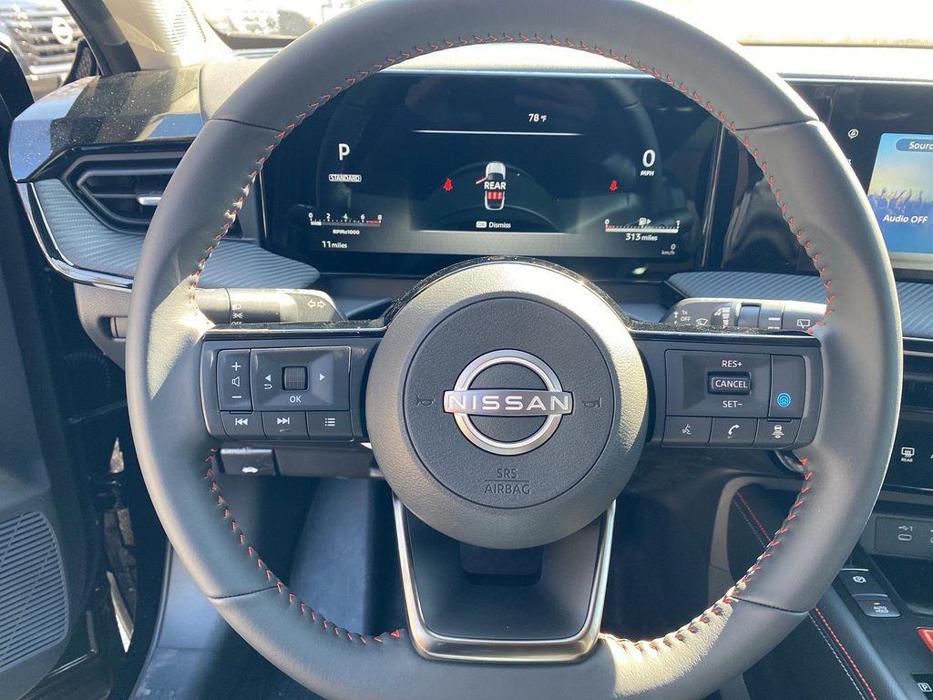 new 2025 Nissan Kicks car, priced at $29,091