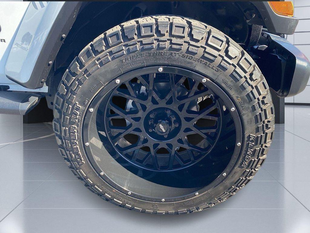 used 2023 Jeep Gladiator car, priced at $36,895