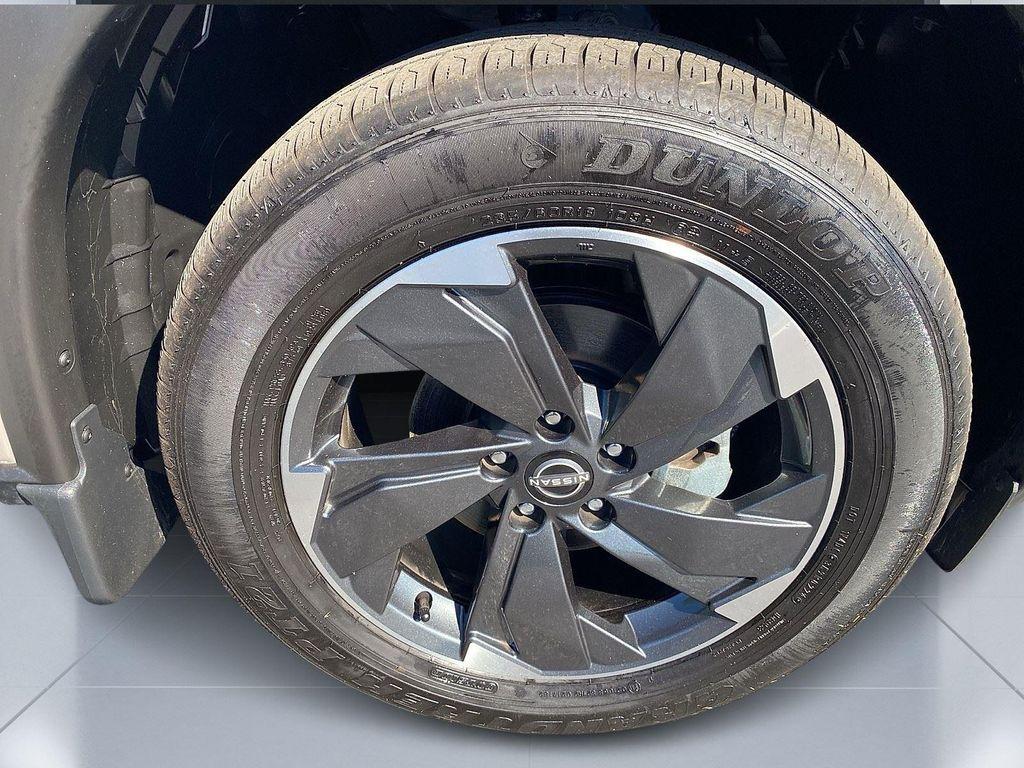 used 2024 Nissan Rogue car, priced at $27,995