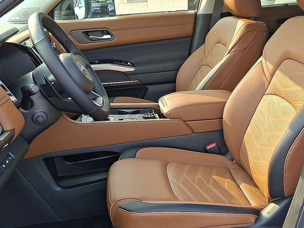 new 2025 Nissan Pathfinder car
