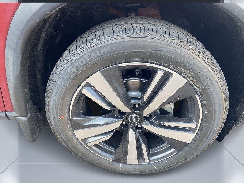 used 2023 Nissan Rogue car, priced at $25,866