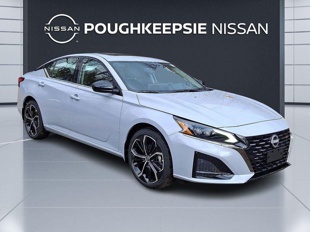 new 2025 Nissan Altima car, priced at $35,450