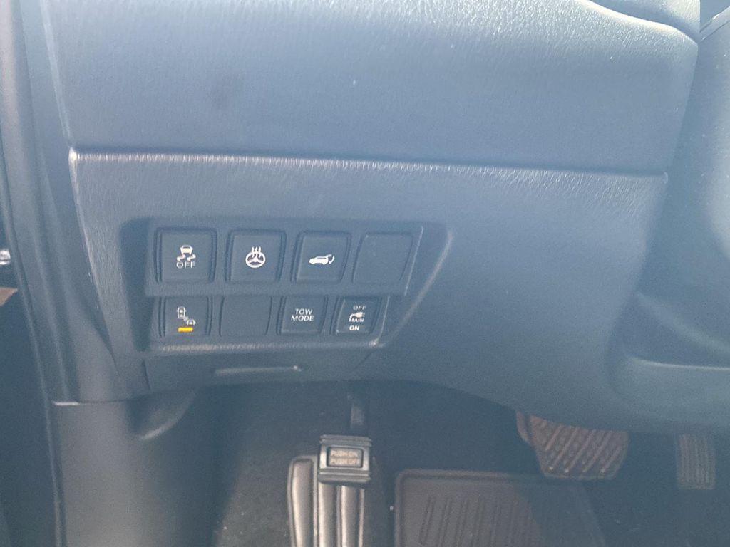 used 2020 Nissan Pathfinder car, priced at $21,292