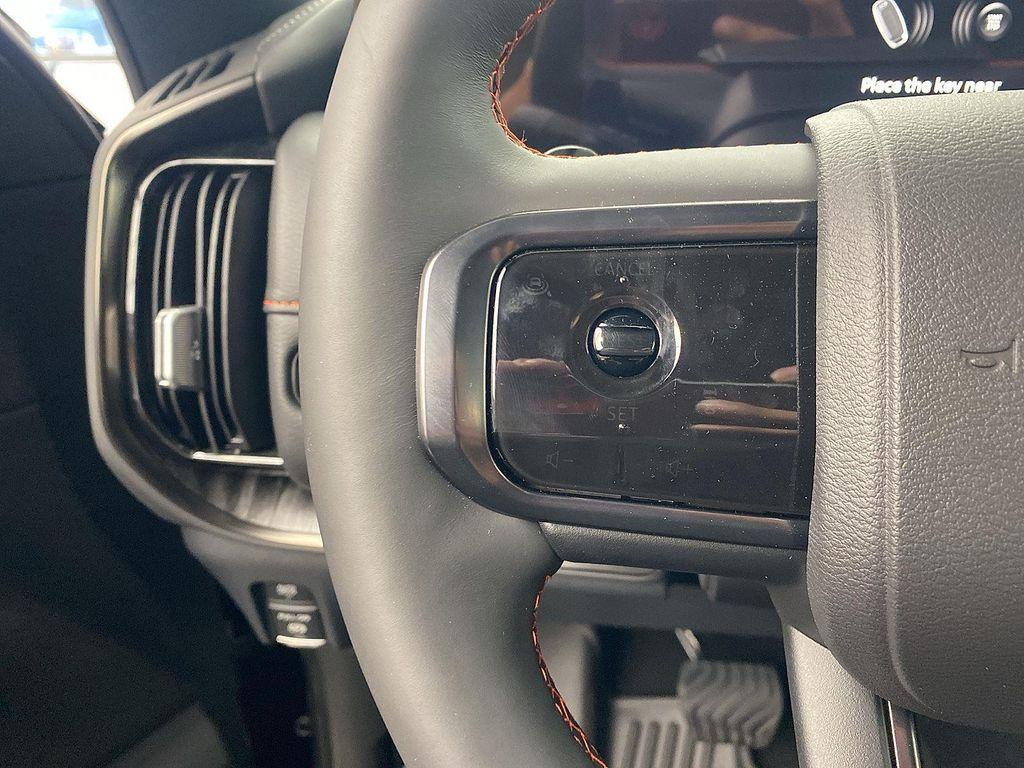 new 2025 Nissan Armada car, priced at $73,702