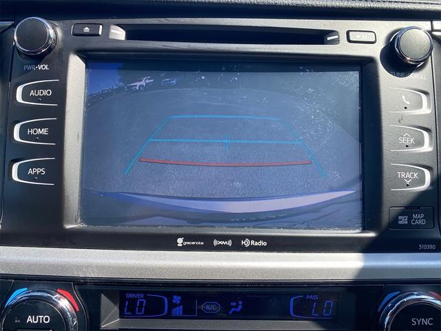used 2019 Toyota Highlander car, priced at $23,895