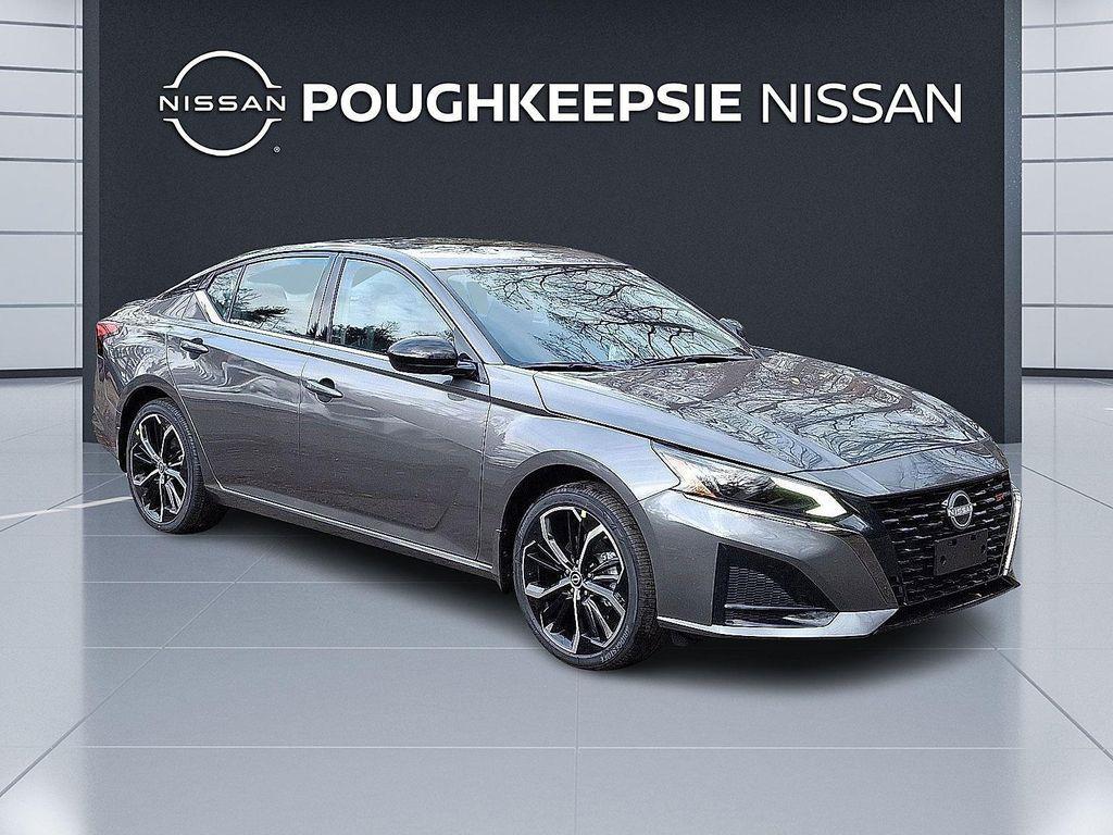 new 2025 Nissan Altima car, priced at $35,000