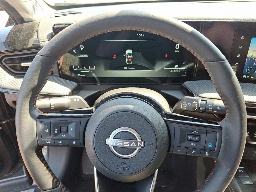 new 2025 Nissan Kicks car, priced at $29,447