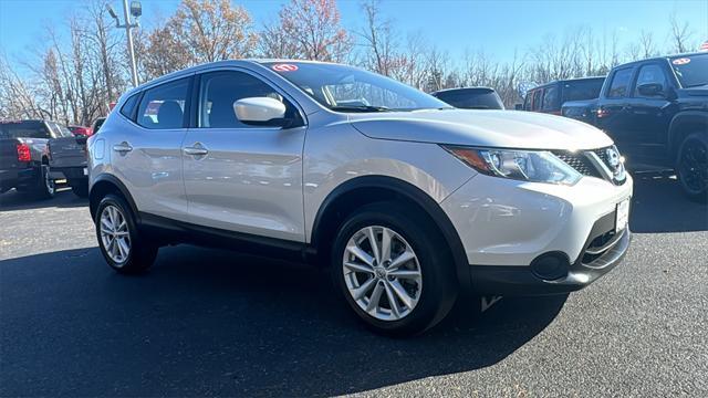 used 2017 Nissan Rogue Sport car, priced at $18,000