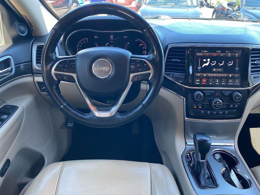 used 2020 Jeep Grand Cherokee car, priced at $18,695