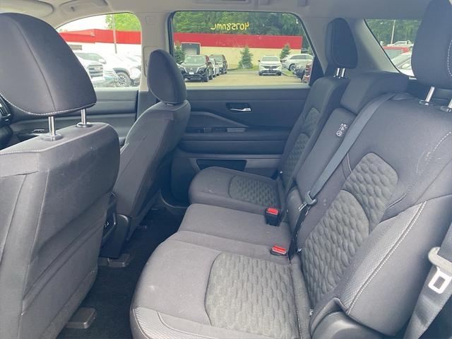 used 2022 Nissan Pathfinder car, priced at $30,750