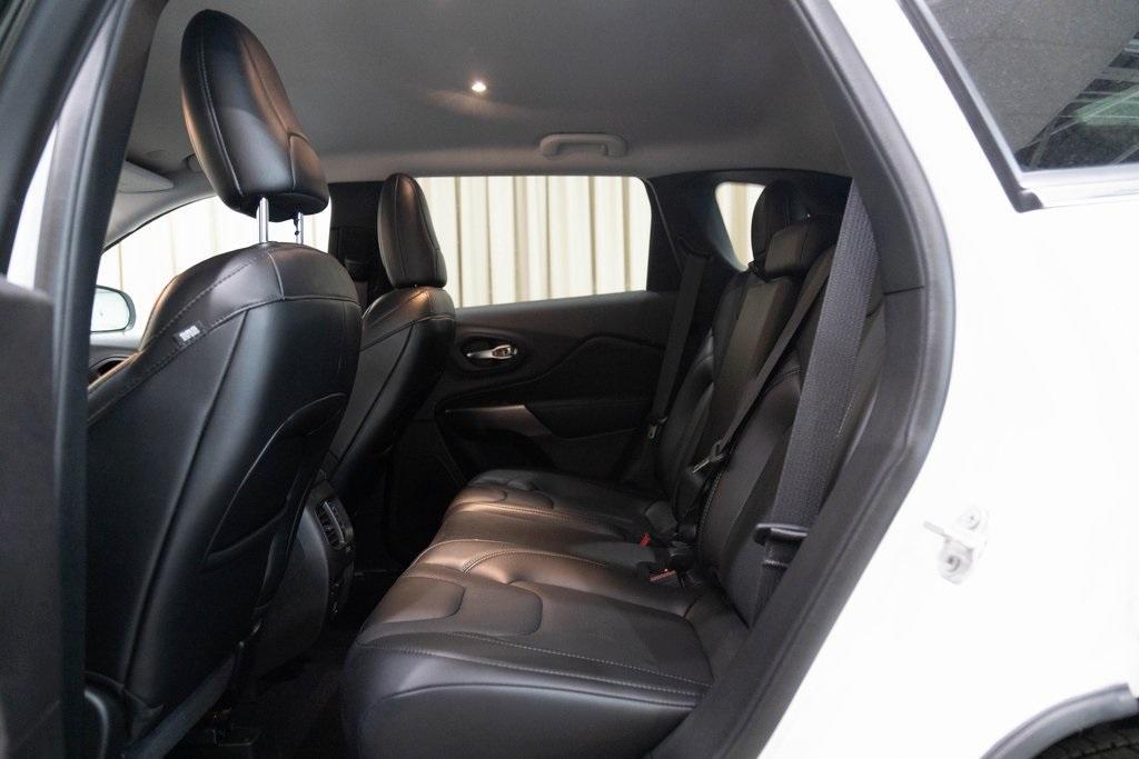 used 2021 Jeep Cherokee car, priced at $20,499