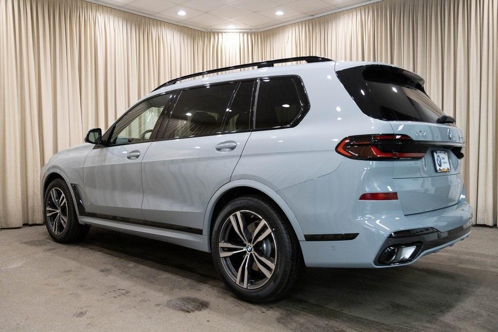 new 2025 BMW X7 car, priced at $98,075