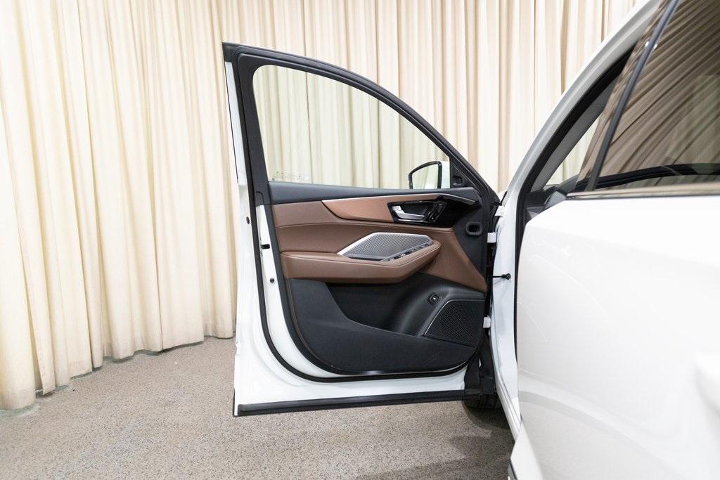 used 2023 Acura MDX car, priced at $41,858