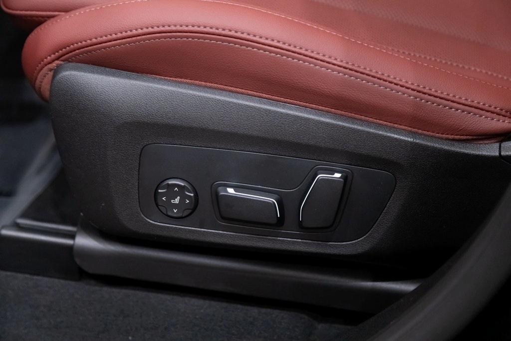 new 2025 BMW X4 car, priced at $62,375