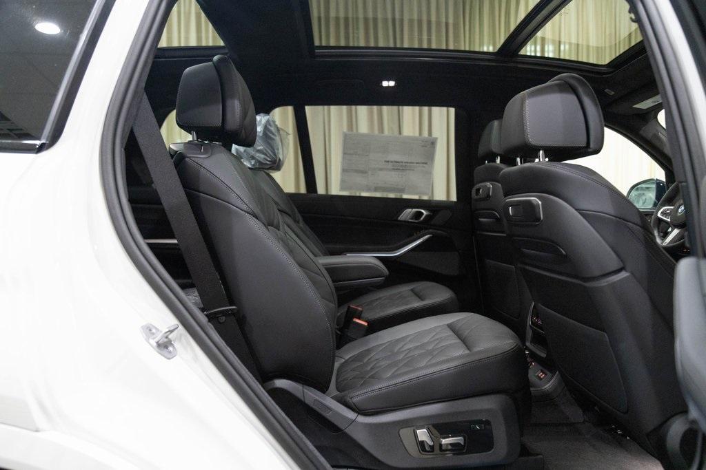 new 2026 BMW X7 car, priced at $98,130
