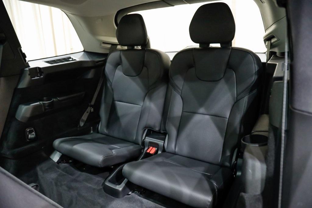 used 2021 Volvo XC90 car, priced at $22,276