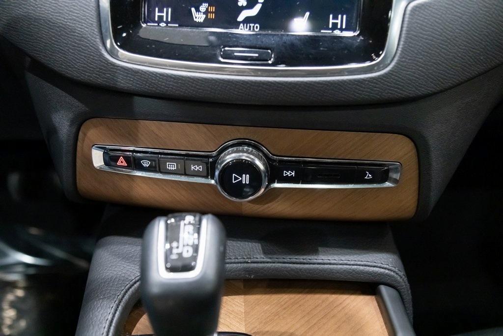 used 2021 Volvo XC90 car, priced at $25,509