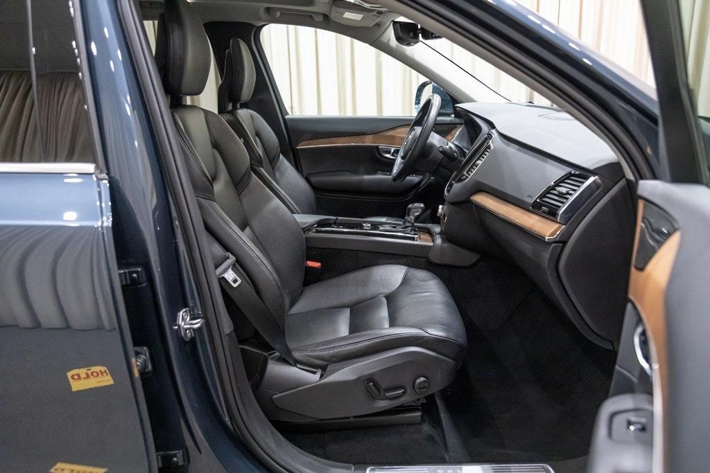 used 2021 Volvo XC90 car, priced at $25,509