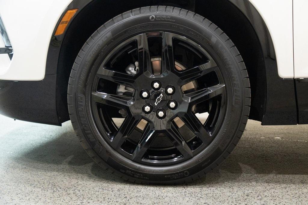 used 2024 Chevrolet Blazer car, priced at $33,018