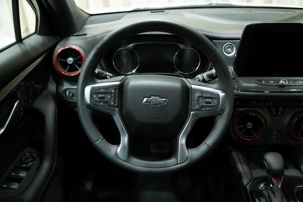 used 2024 Chevrolet Blazer car, priced at $33,018