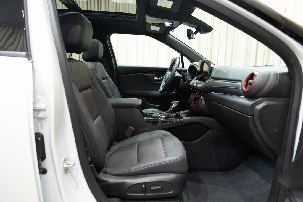 used 2024 Chevrolet Blazer car, priced at $33,018