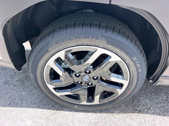 new 2025 Subaru Forester car, priced at $39,424