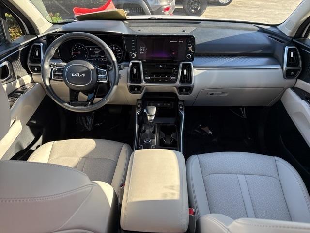 used 2023 Kia Sorento car, priced at $28,514