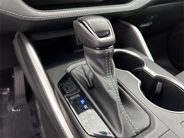 used 2023 Toyota Highlander car, priced at $29,997
