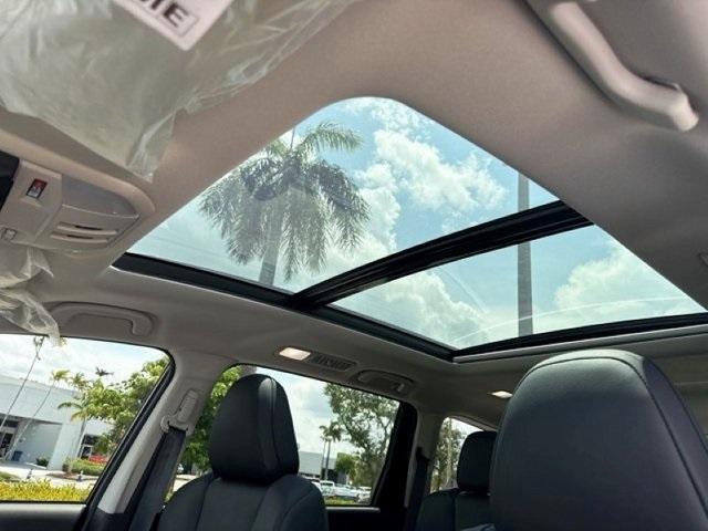 new 2025 Subaru Ascent car, priced at $51,301