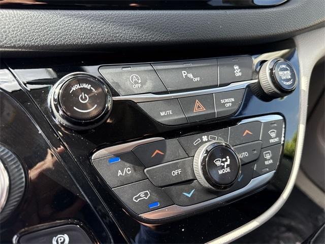 used 2019 Chrysler Pacifica car, priced at $18,999