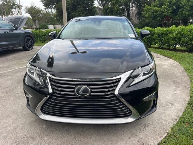 used 2018 Lexus ES 350 car, priced at $23,231