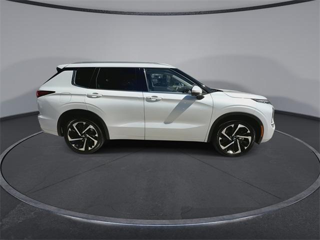 used 2022 Mitsubishi Outlander car, priced at $23,525