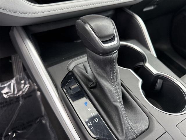 used 2023 Toyota Highlander car, priced at $32,597