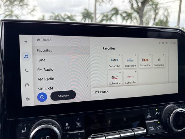 used 2023 Toyota Highlander car, priced at $32,597