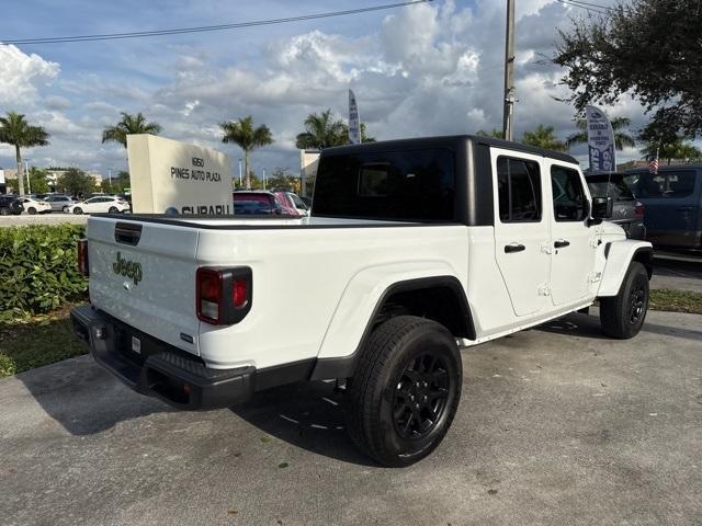 used 2023 Jeep Gladiator car, priced at $31,920