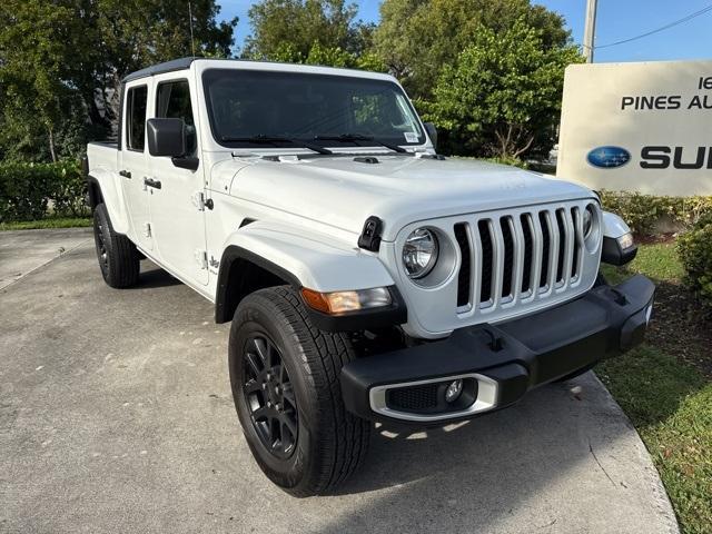 used 2023 Jeep Gladiator car, priced at $31,920