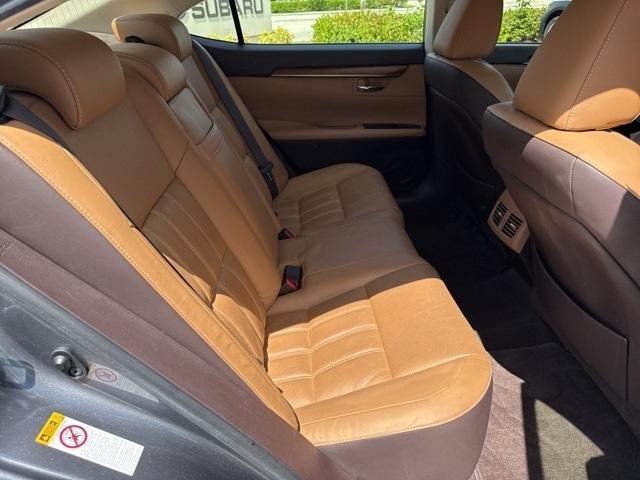 used 2016 Lexus ES 300h car, priced at $17,930