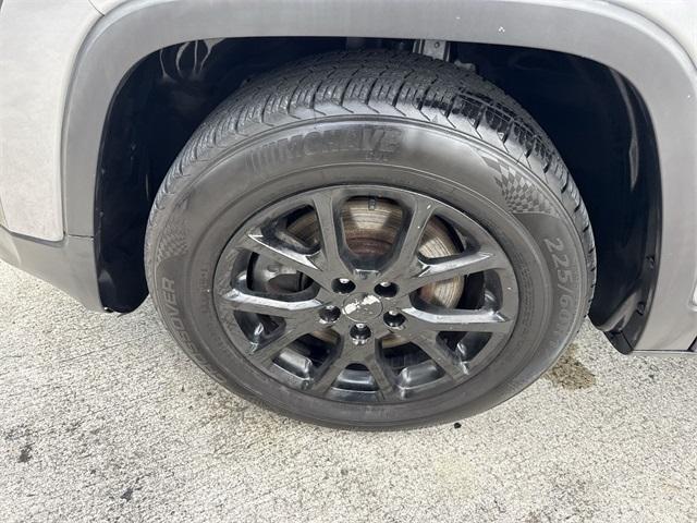 used 2018 Jeep Cherokee car, priced at $13,968