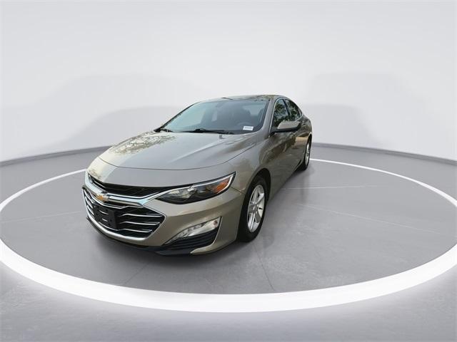 used 2022 Chevrolet Malibu car, priced at $17,298