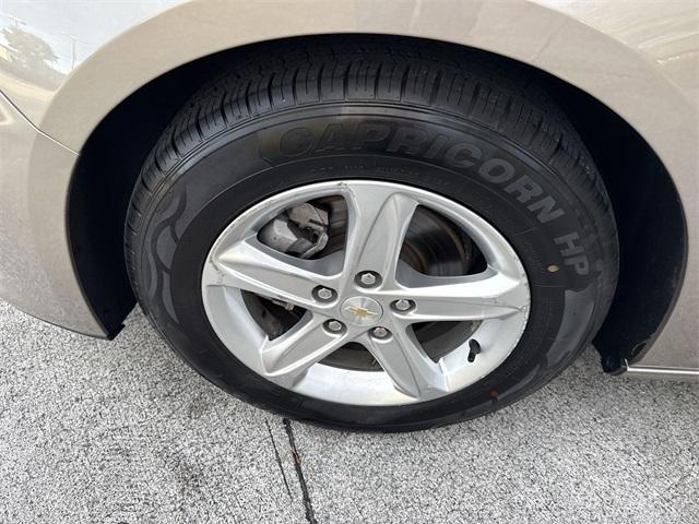 used 2022 Chevrolet Malibu car, priced at $17,298