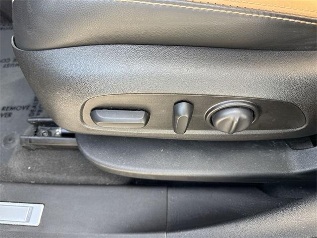 used 2018 Chevrolet Equinox car, priced at $16,999