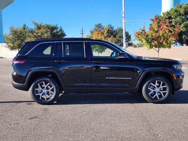 new 2025 Jeep Grand Cherokee car, priced at $51,432