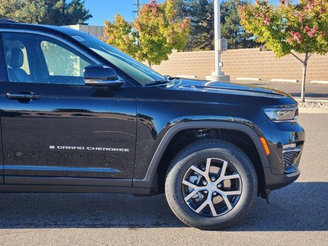 new 2025 Jeep Grand Cherokee car, priced at $51,432