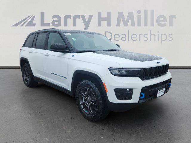 new 2025 Jeep Grand Cherokee 4xe car, priced at $67,190