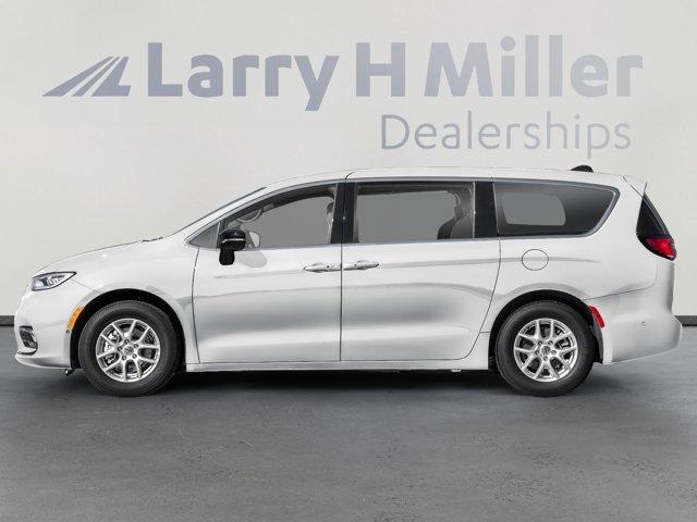 new 2026 Chrysler Pacifica car, priced at $49,305