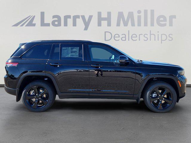 new 2025 Jeep Grand Cherokee car, priced at $47,890